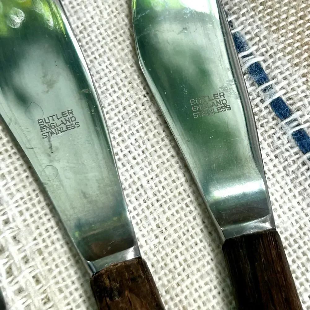 Set of 6 Vintage Butler England Butter Knives, Stainless Steel with Wood Handles